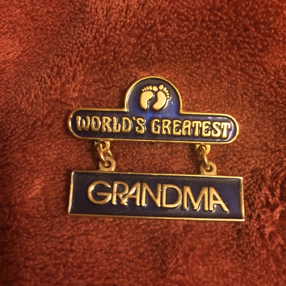 World’s Greatest Grandma pin